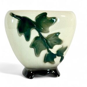 1950s Royal Copley Ivy Vase/Planter Cream and Green Leaf, Black Footed base